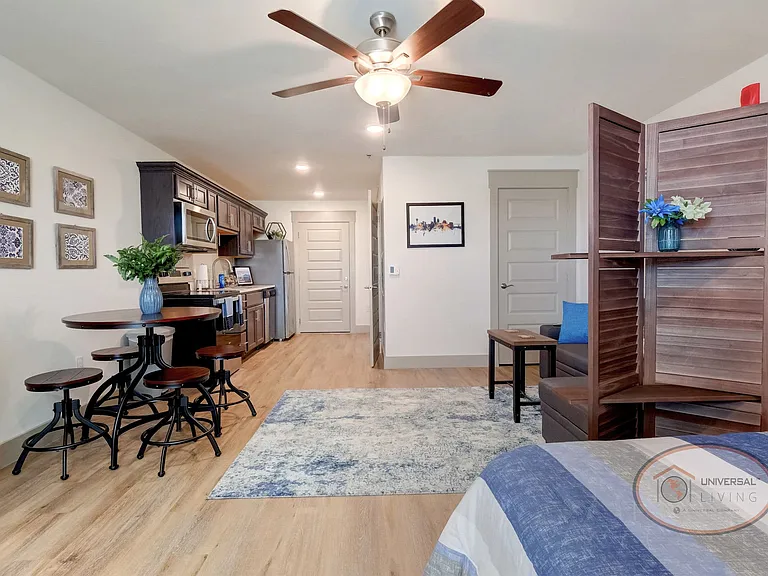 Studio Apartment