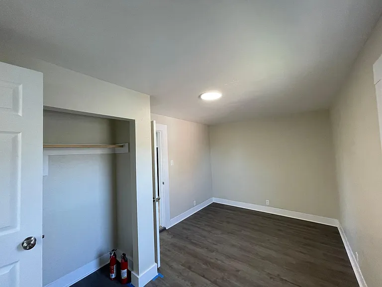 3241 Trinity St — Photo 16