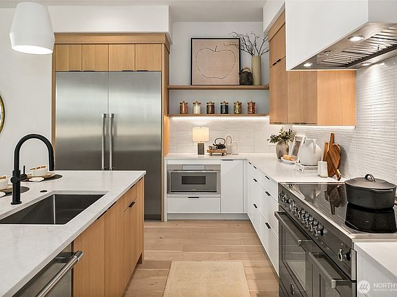 5th image of 4231 53rd Avenue NE