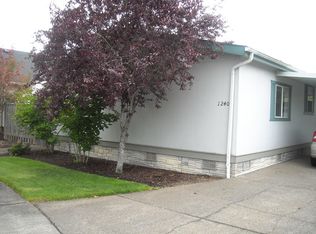1240 SE Seaport Cir, Corvallis, OR