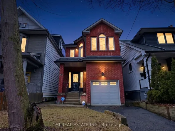 248 Ashdale Ave, Toronto, ON M4L 2Y9