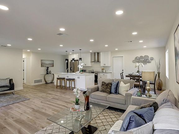 3rd image of 773 Regent Park Dr