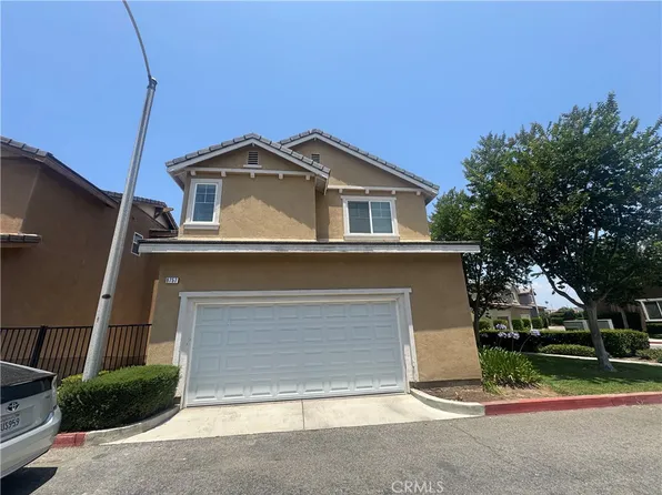 9757 Edenbrook Dr, Riverside, CA 92503