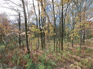 1042 Golf Rd, Benton Harbor, MI 49022