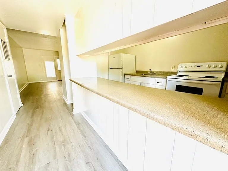 5665 McClelland Dr — Photo 19