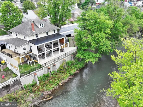 197 Dock St, Schuylkill Haven, PA 17972