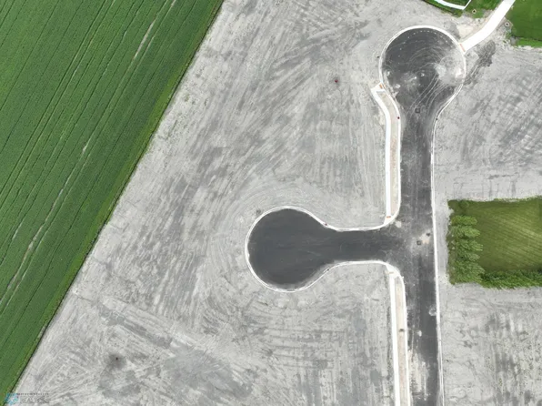 121 15th St SW, Glyndon, MN 56547