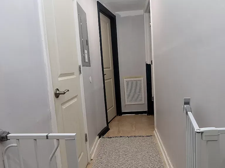 8146 Harding Ave — Photo 10