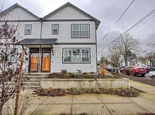 3906 NE Killingsworth St, Portland, OR 97211