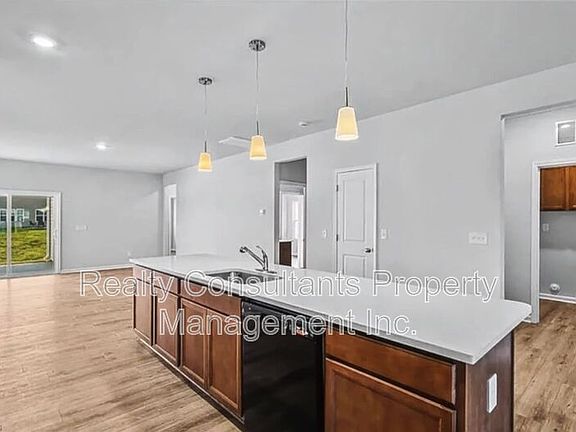 2nd image of 534 Raspberry Hill Rd