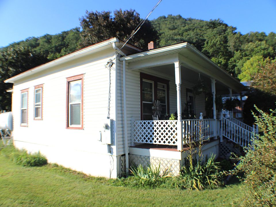 716 9th Ave, Marlinton, WV 24954 Zillow