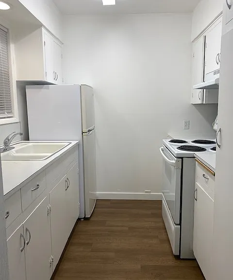 2020 Center St NE #42 — Photo 2