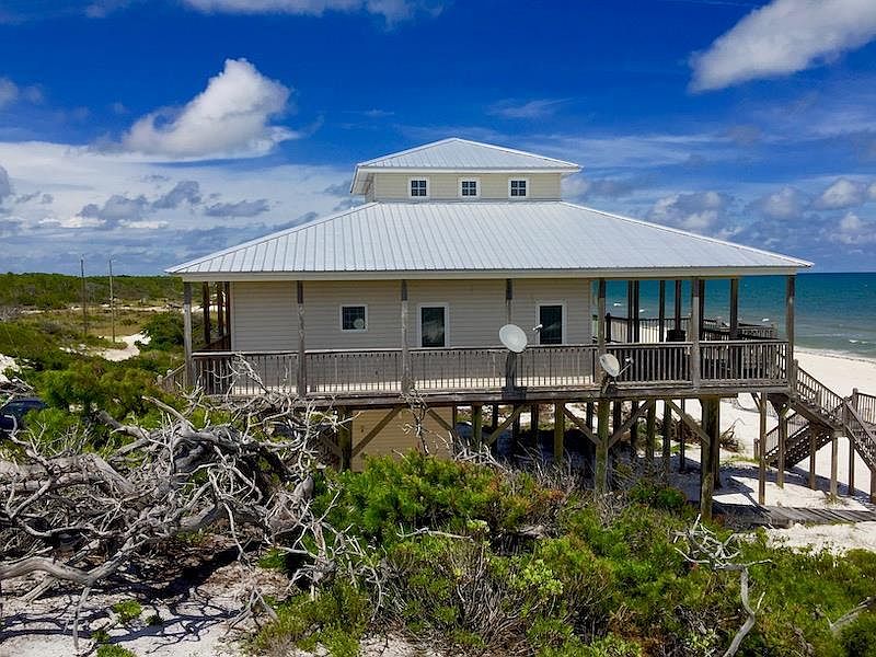 1st image of 798 Gulf Shore Dr