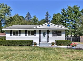 519 Clayton Rd, Schenectady, NY 12304