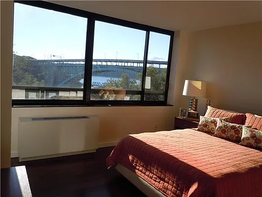 Sold by R New York | media 15