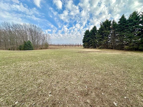 2nd image of V/l S Beaune Rd