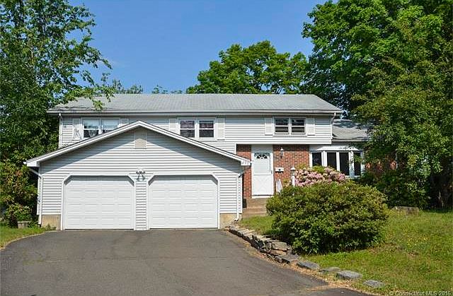 Welcome home to 177 West Ri...