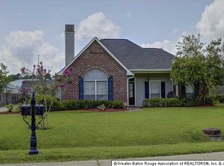 27545 Tall Oaks Dr, Walker, LA 70785