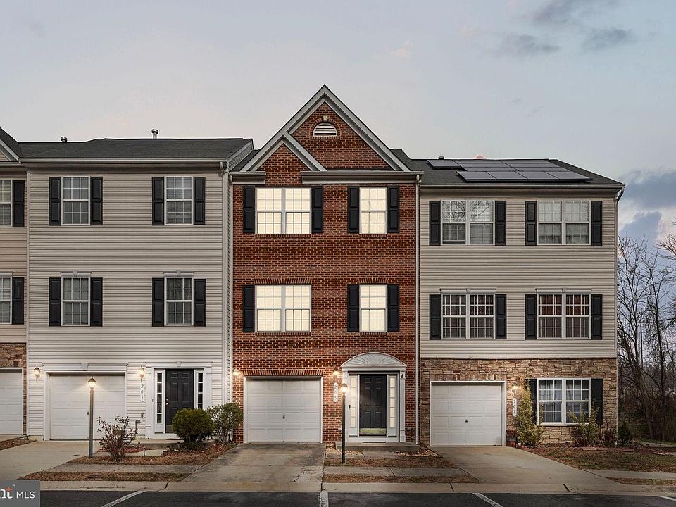1st image of 205 Tradewinds Ter