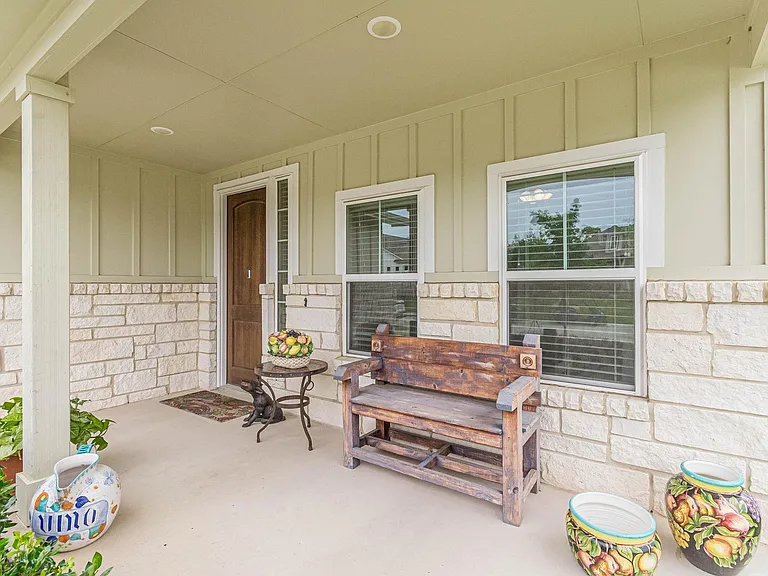 115 Laughing Pear Cv — Photo 3