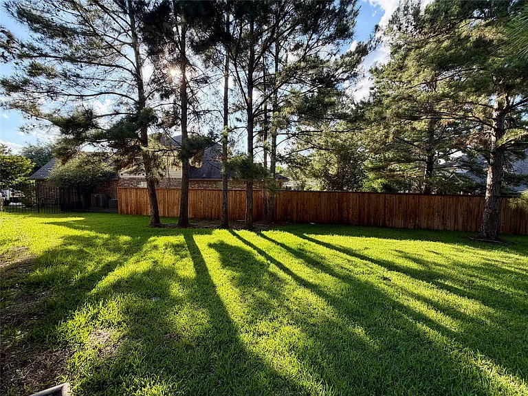 15 Twig Corner Ct — Photo 37