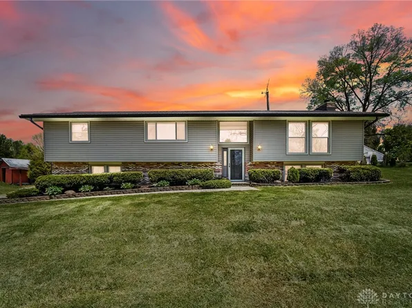 1110 E Spring Valley Paintersville Rd, Xenia, OH 45385