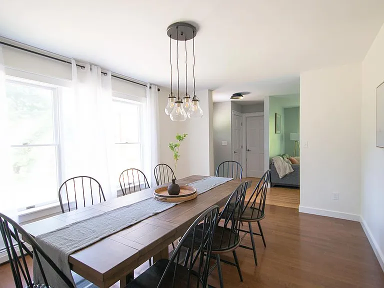 4 Windsor Pl — Photo 25