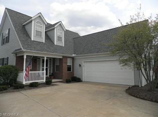 8513 Waterside Dr, Northfield, OH
