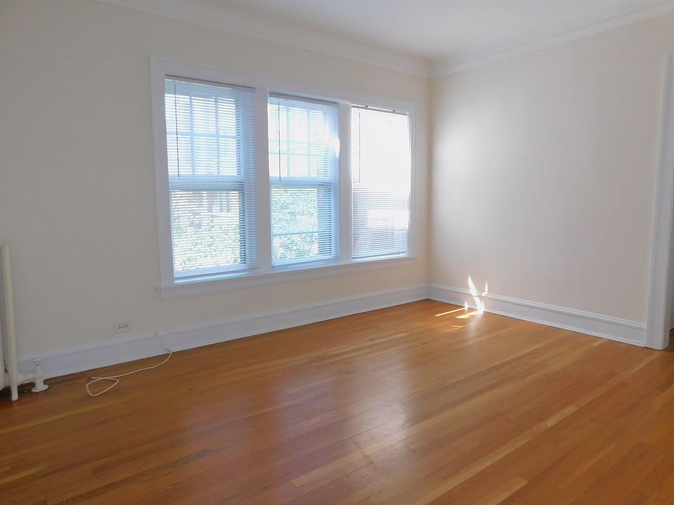 1st image of 737 Hinman Ave #3B