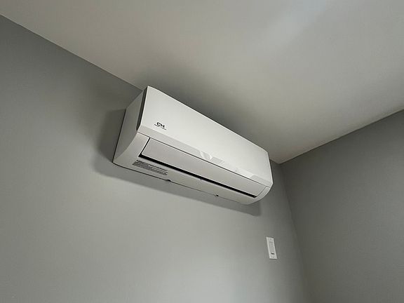 4th image of 6108 Alcott St APT 4