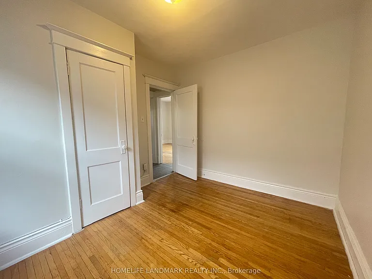 985 Main St E #3 — Photo 11