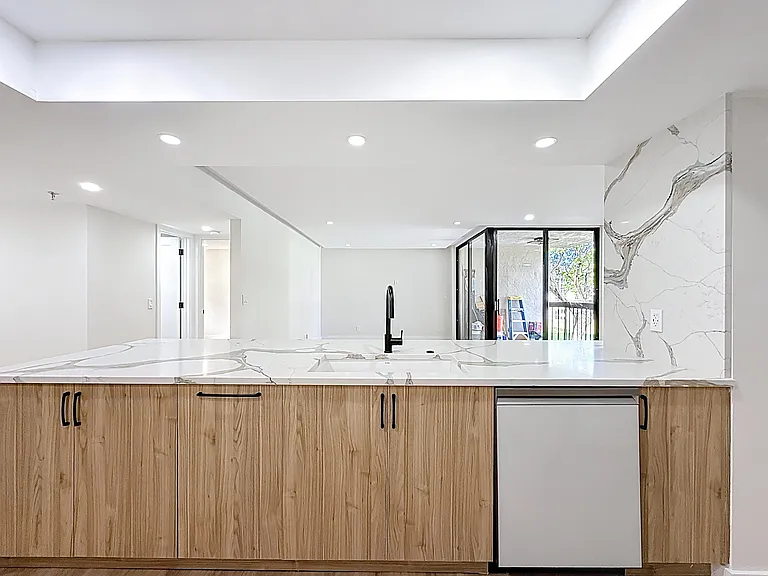 955 Egret Cir #207 — Photo 8