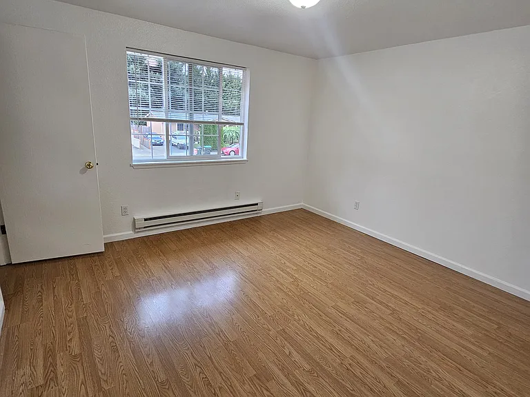 291 Scott St SE — Photo 11