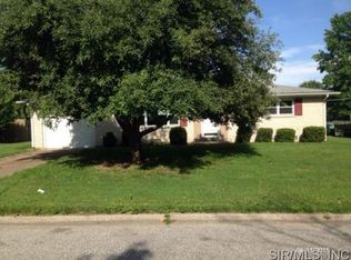 28 Eastland Dr, Belleville, IL 62221