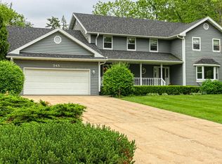 545 Morgan Dr, Williams Bay, WI 53191