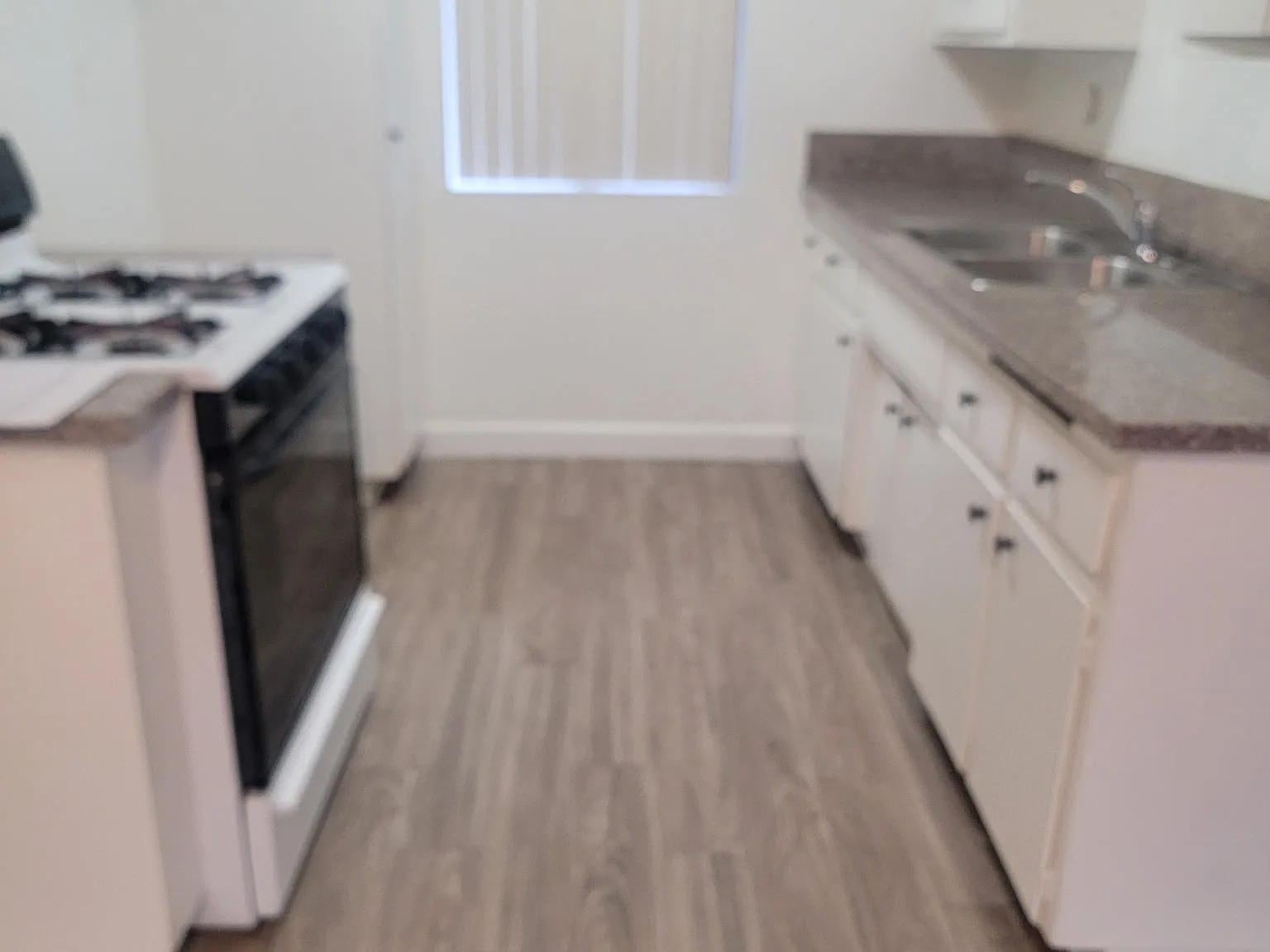 2 bed, 1.5 bath, $2,000 — Photo 2