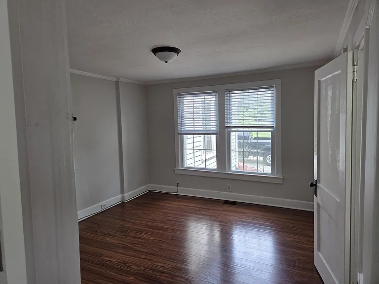 103 E Bearden St — Photo 7