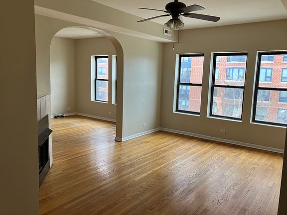 2nd image of 7442 N Hermitage Ave APT 3