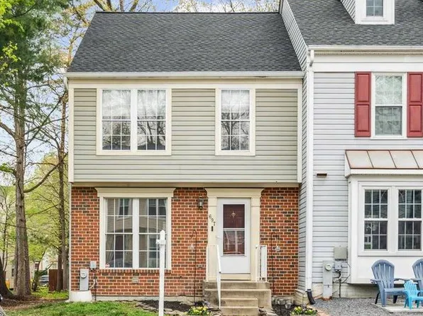 697 Lions Gate Ln, Odenton, MD 21113