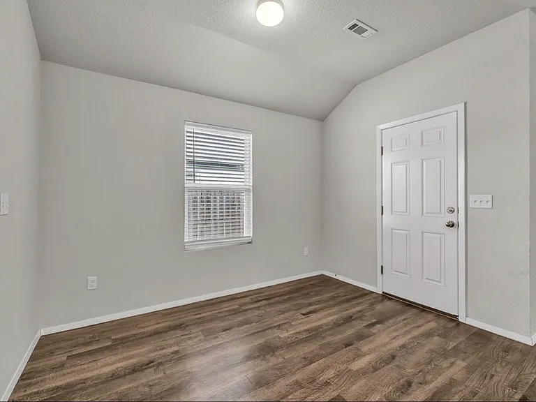 1170 S Kingfisher Ln — Photo 9