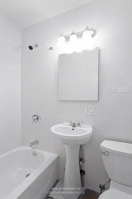 Rented by Copperwood Real Estate | media 17