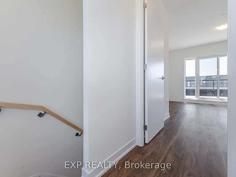 9 Steckley House Ln #511 — Photo 35