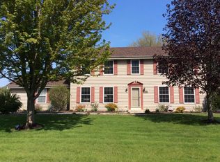 W173N10722 Willow Wood Dr, Germantown, WI 53022