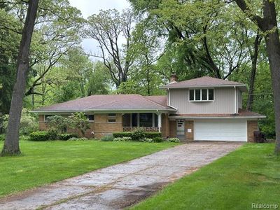 4973 Hampshire Dr, Shelby Township, MI, 48316
