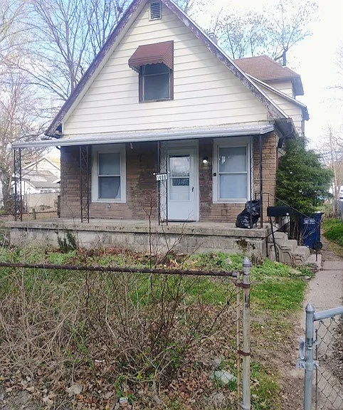 1408 Roosevelt Ave — Photo 1