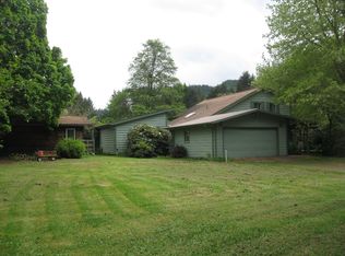 161 Tuckaway Dr, Elkton, OR 97436