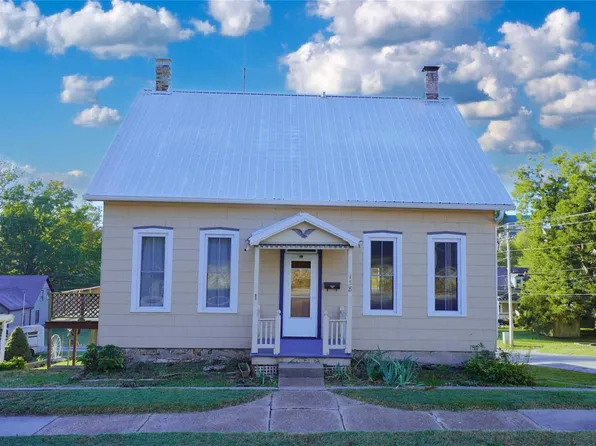 138 W 2nd St, Hermann, MO 65041