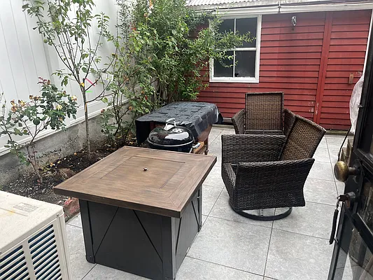 Rented by Daniel Gale Sotheby's International Realty | media 29