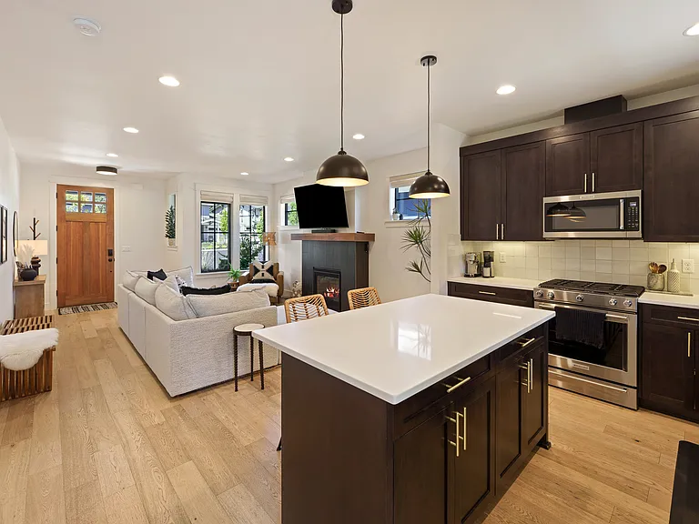 61000 SE Crane Peak Ct — Photo 45