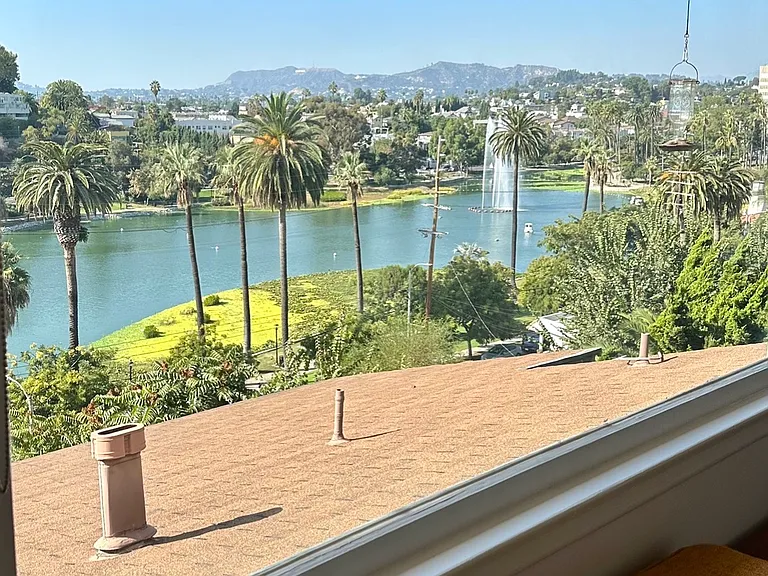 725 Echo Park Ter — Photo 11